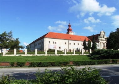 Hlohovec 2